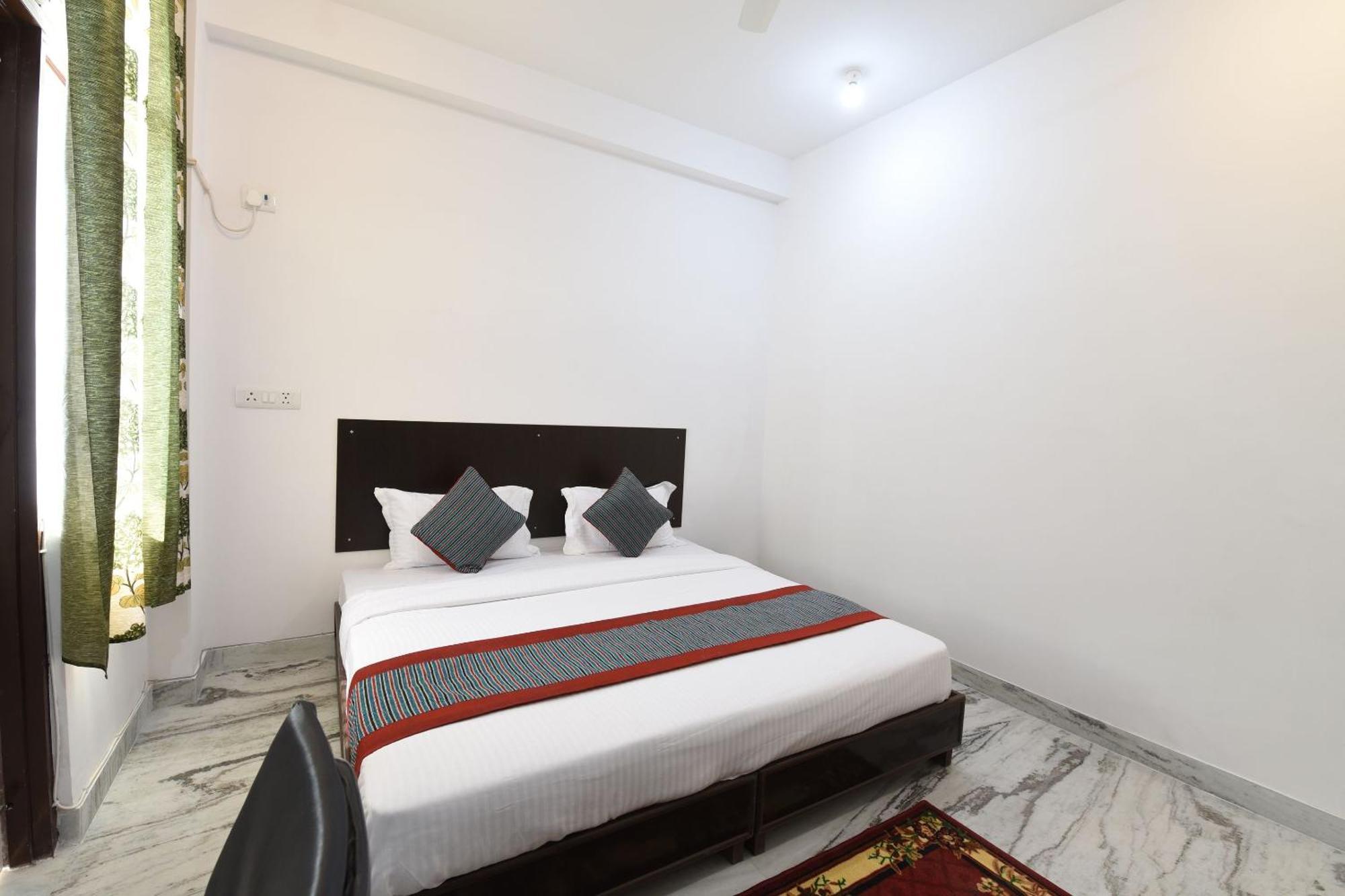 Hotel O Ooak Hotels Delta Greater Noida Exterior foto